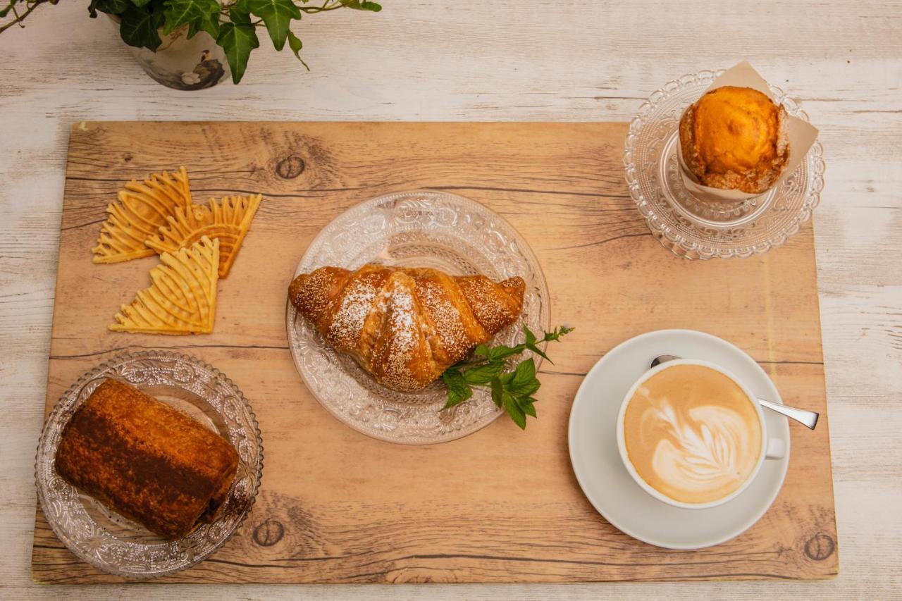 Alojamento de Acomodação e Pequeno-almoço La Taverna Antica
